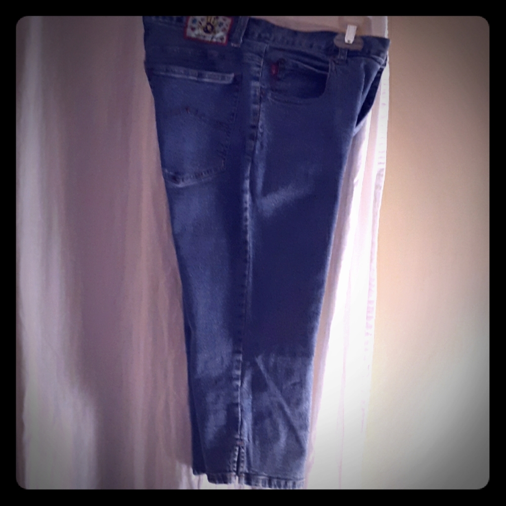 Mudd Capri